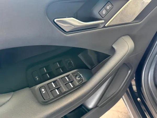 Jaguar I-Pace EV400 AWD HSE 29