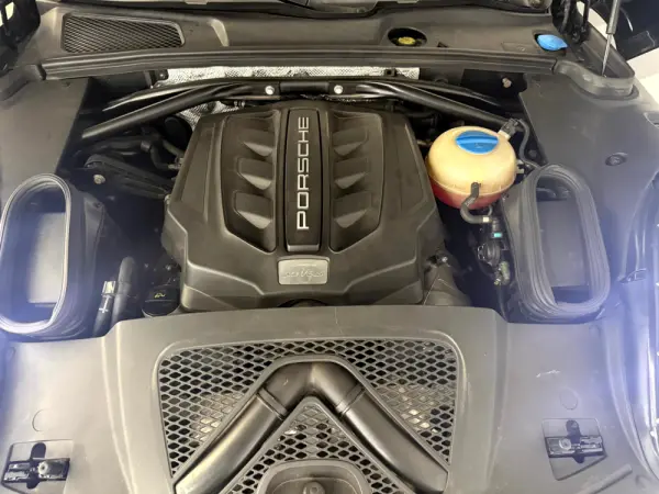 Porsche Macan S PDK 39