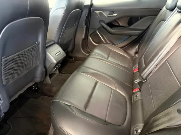 Jaguar I-Pace EV400 AWD HSE 21