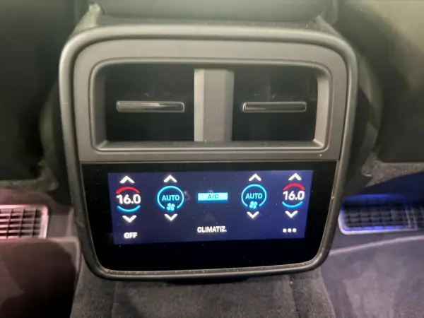 Porsche Taycan Bateria Performance Plus 13