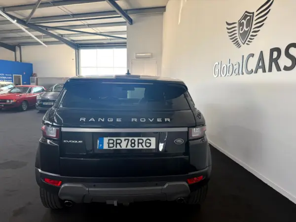 Land Rover Range Rover Evoque 2.0 D180 AWD HSE Auto 11