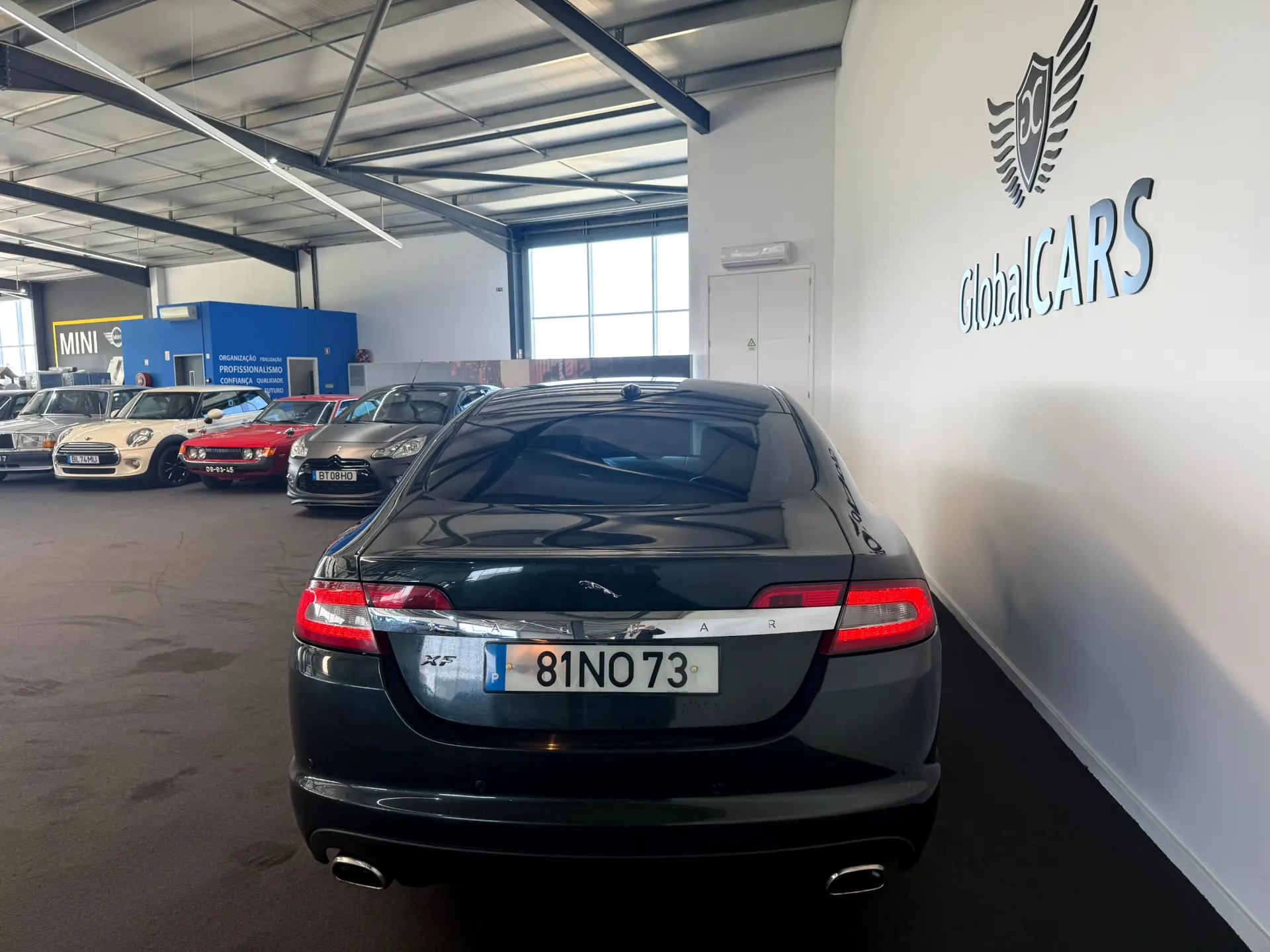 Jaguar XF 3.0 D V6 Premium Luxury 19