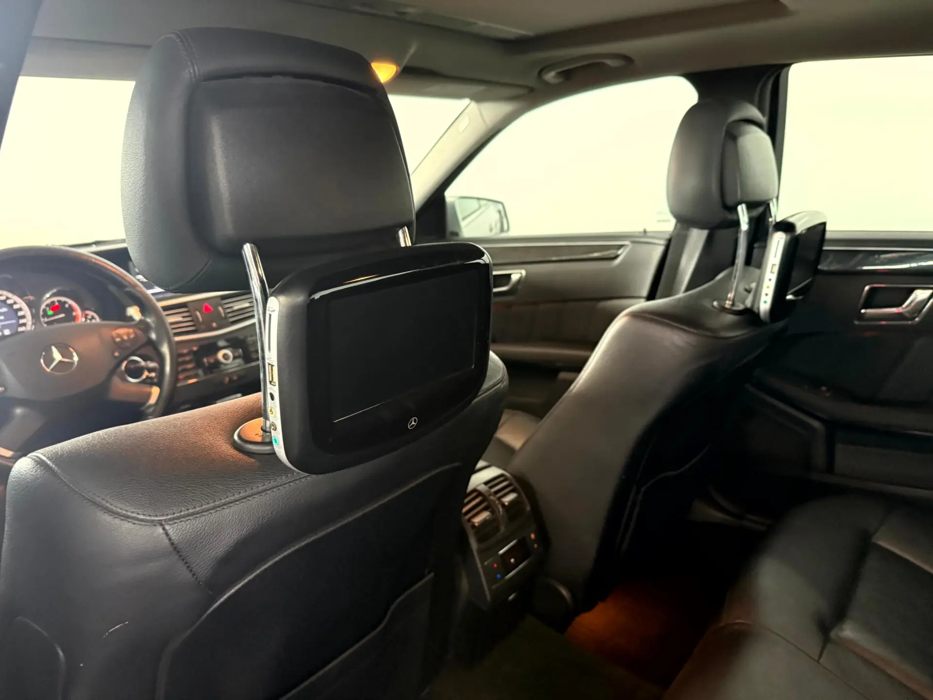 Mercedes-Benz E 250 CDi Elegance BlueEfficiency Auto. 17