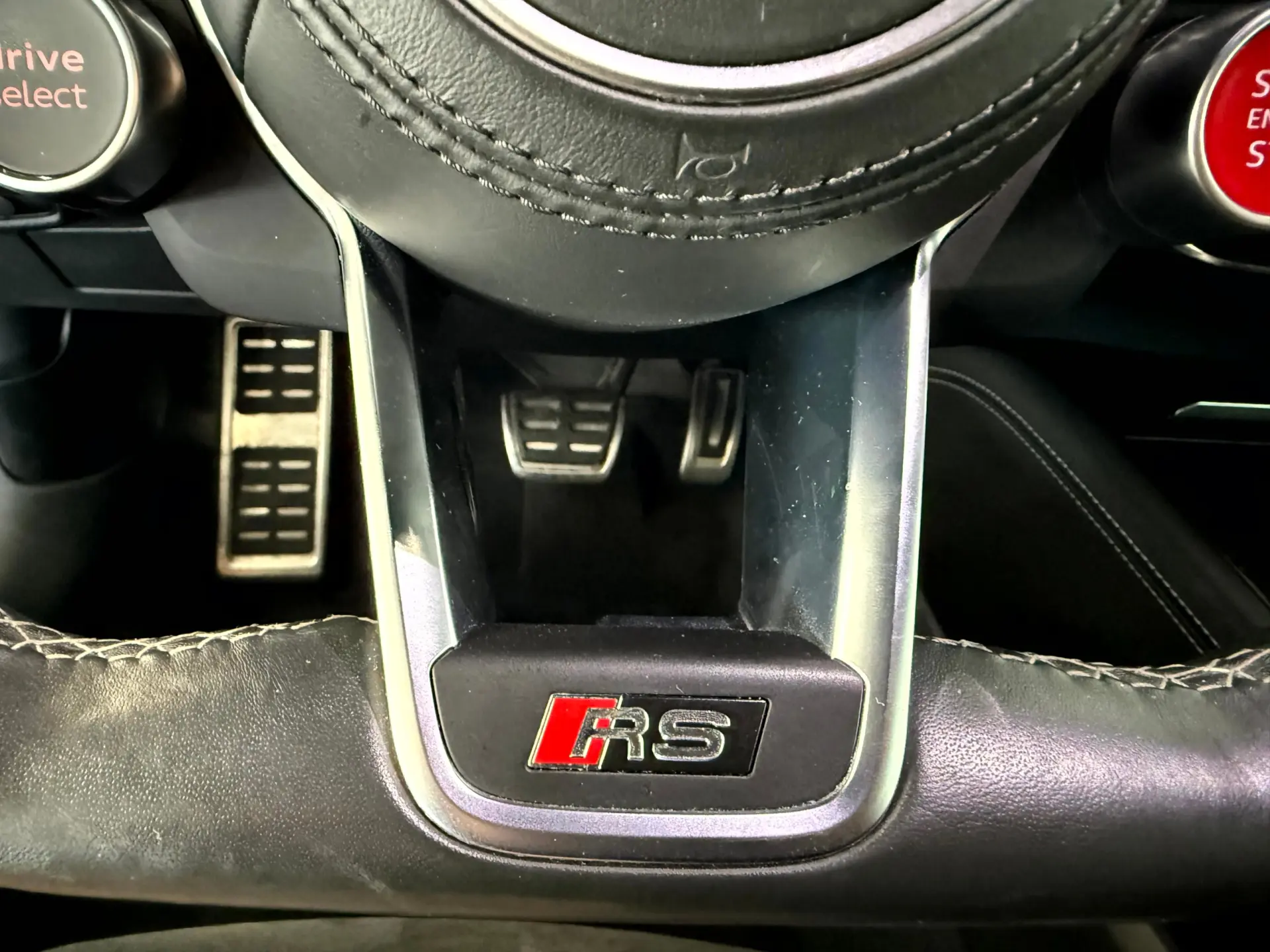 Audi TT RS Coupé 2.5 TFSi quattro S tronic 28