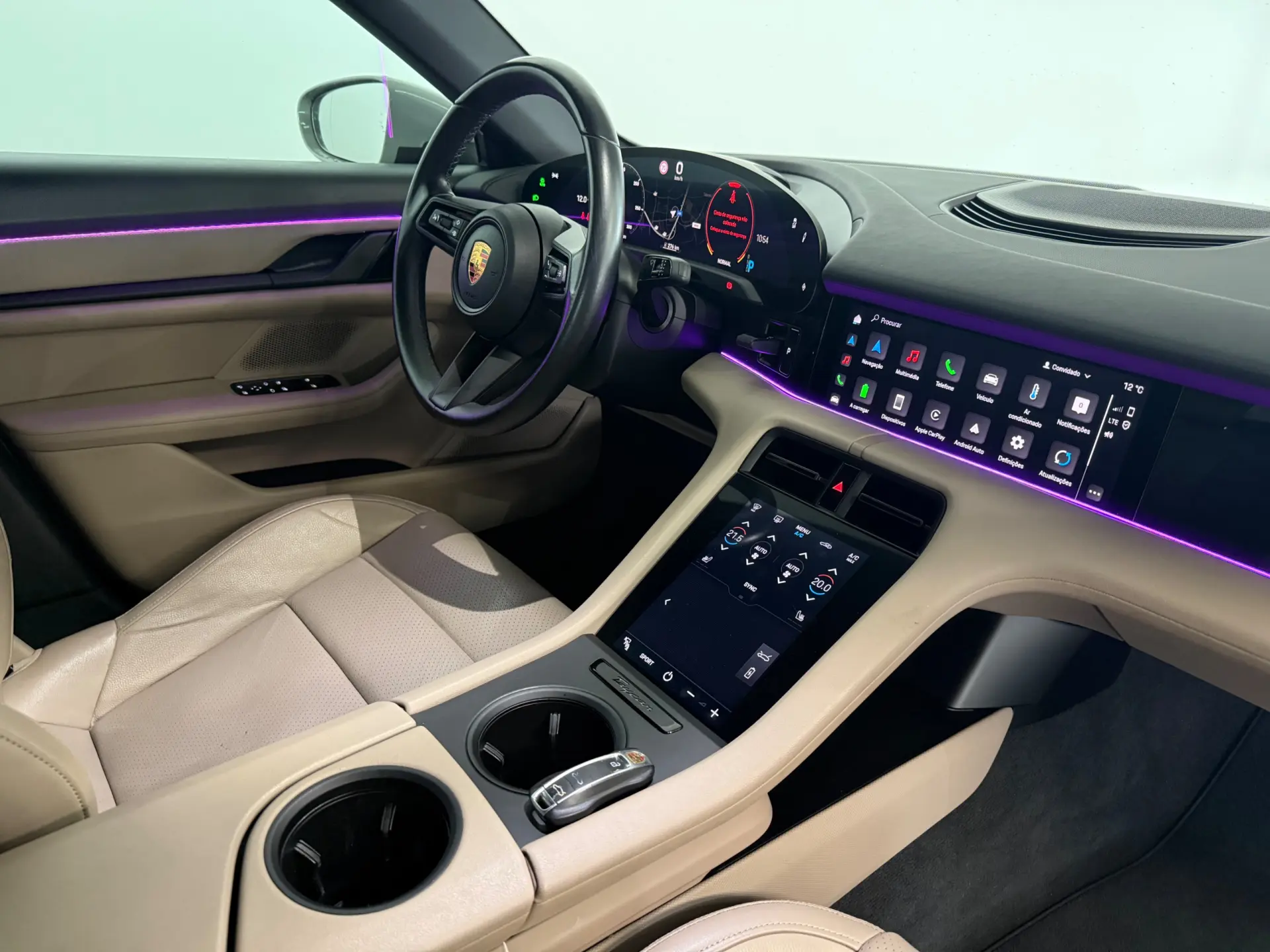 Porsche Taycan Standard 34