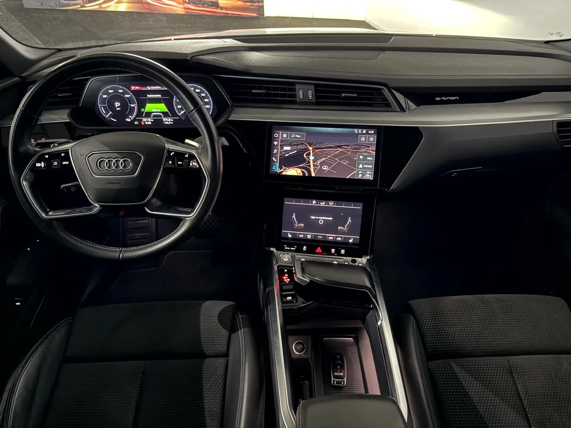 Audi e-tron 50 quattro S line 18