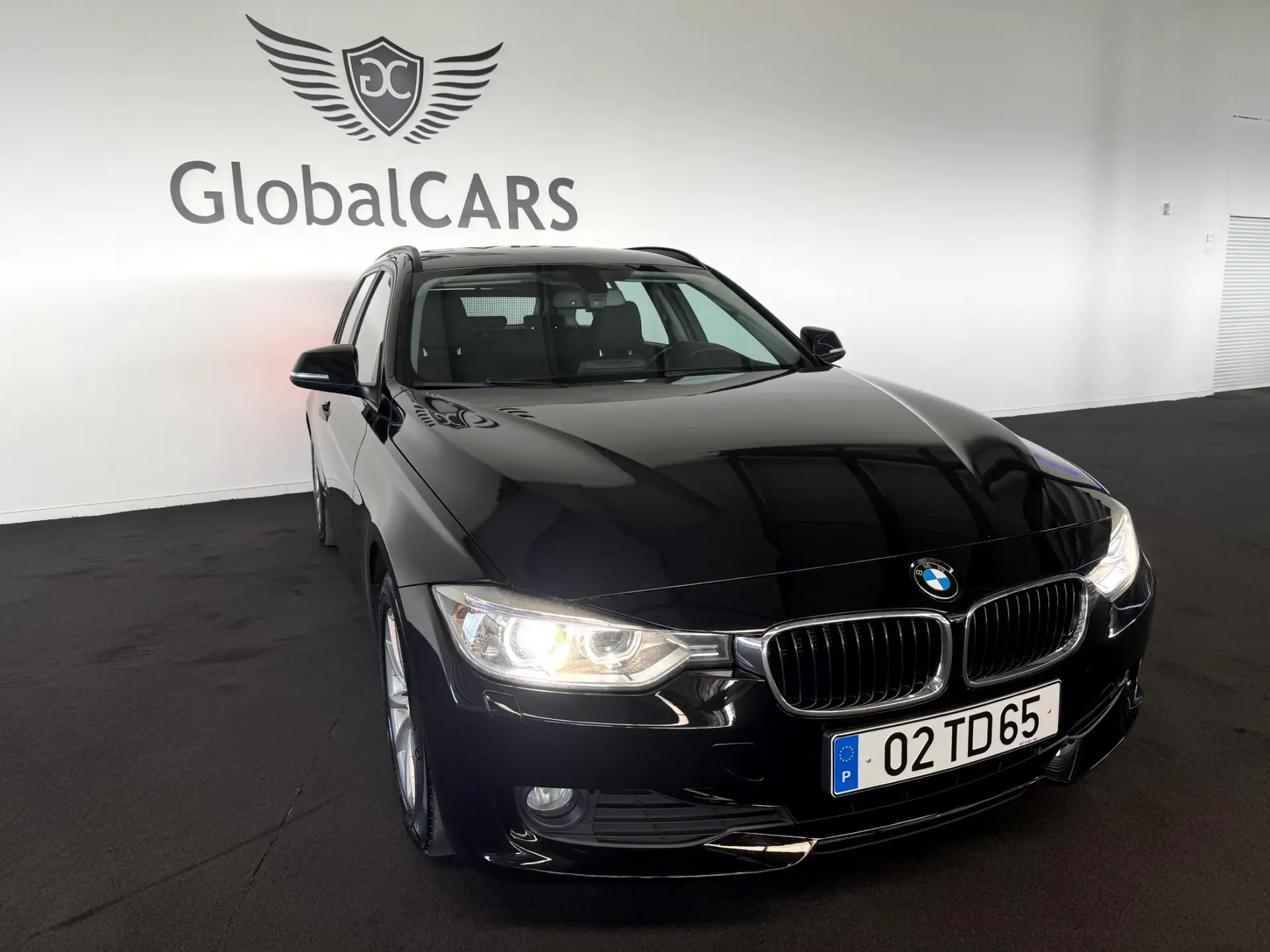 BMW 318 d Touring Navigation 4
