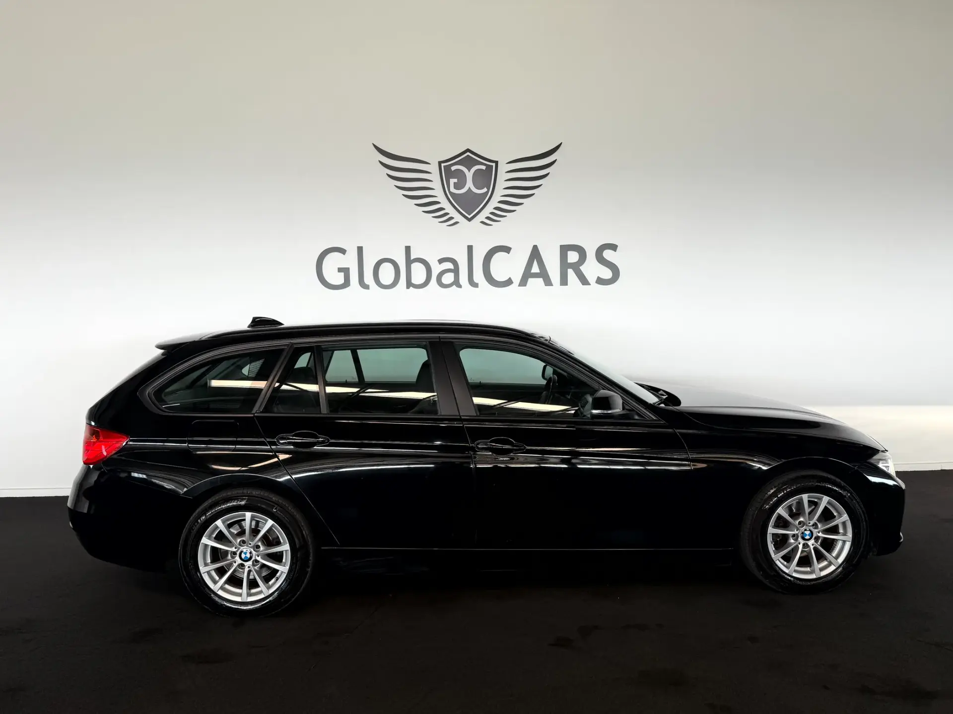 BMW 318 d Touring Navigation 34