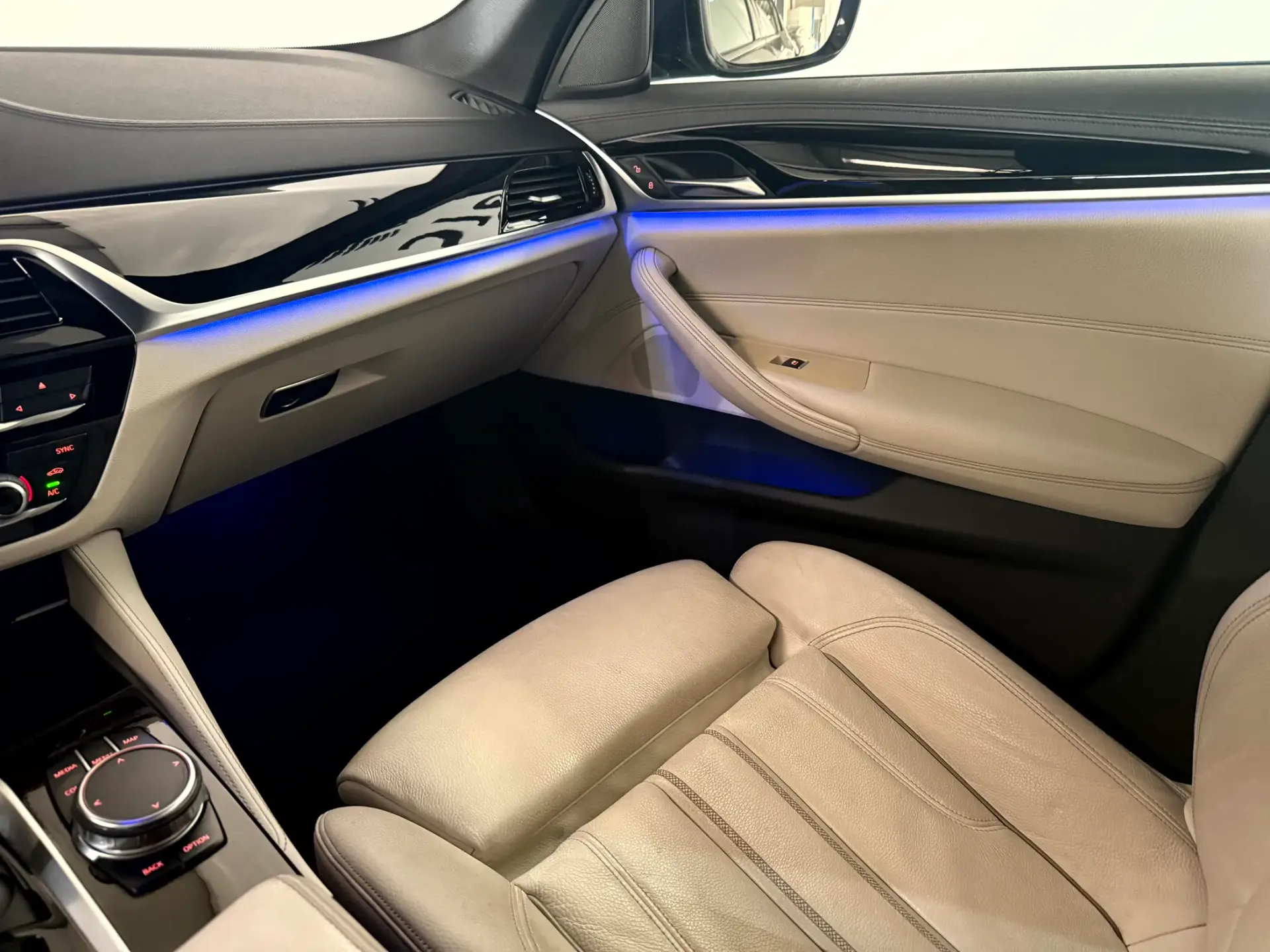 BMW 520 d Line Luxury Auto 24