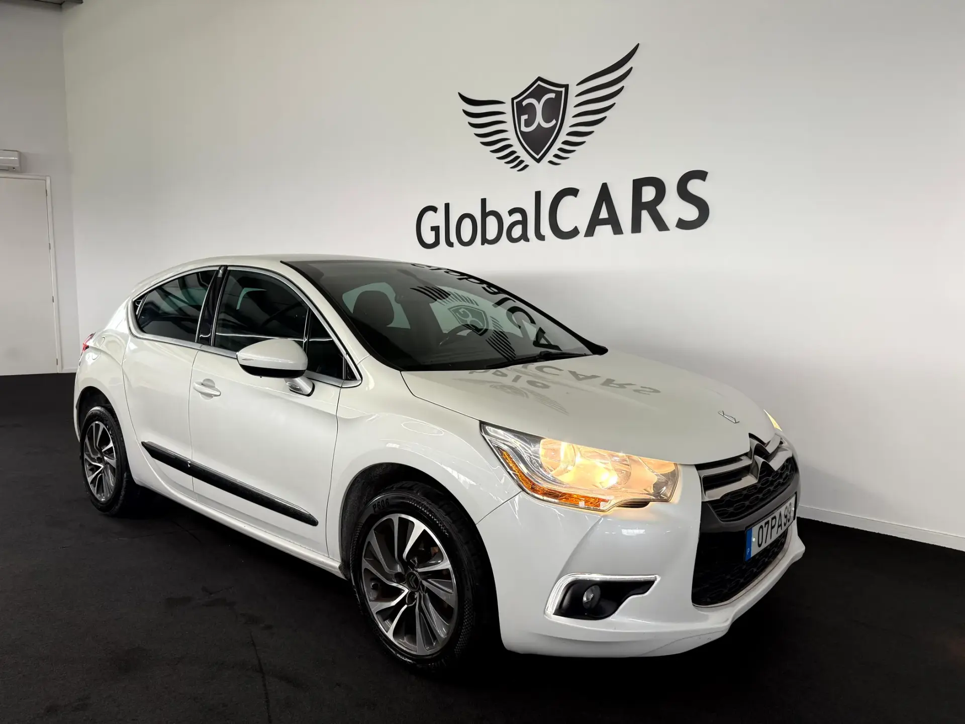 Citroën DS4 1.6 HDi Chic 32