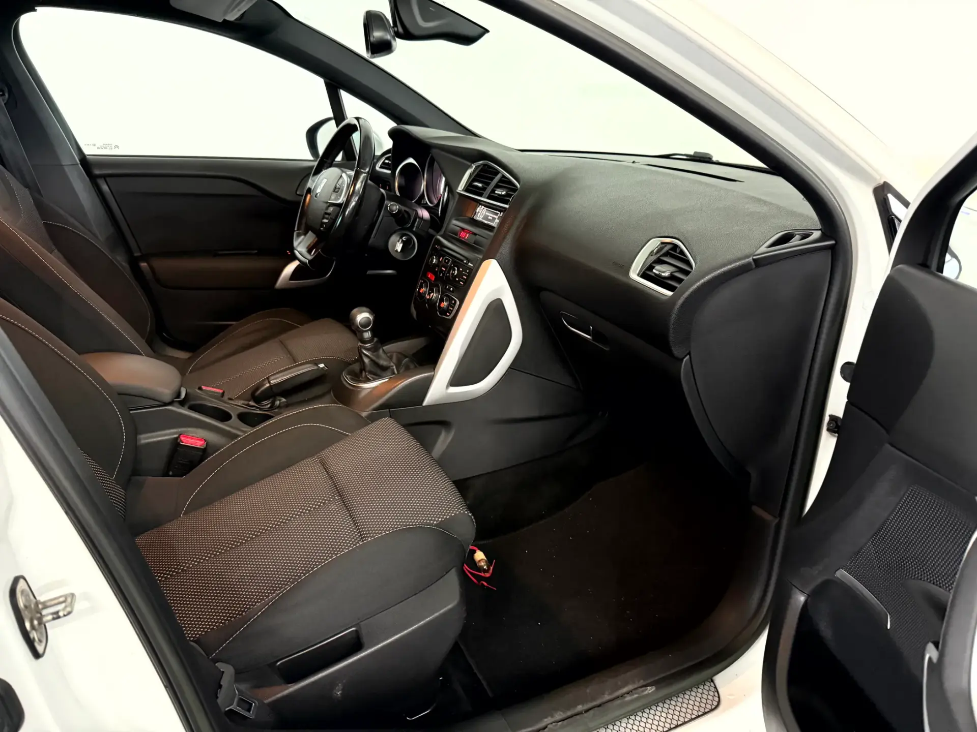 Citroën DS4 1.6 HDi Chic 34