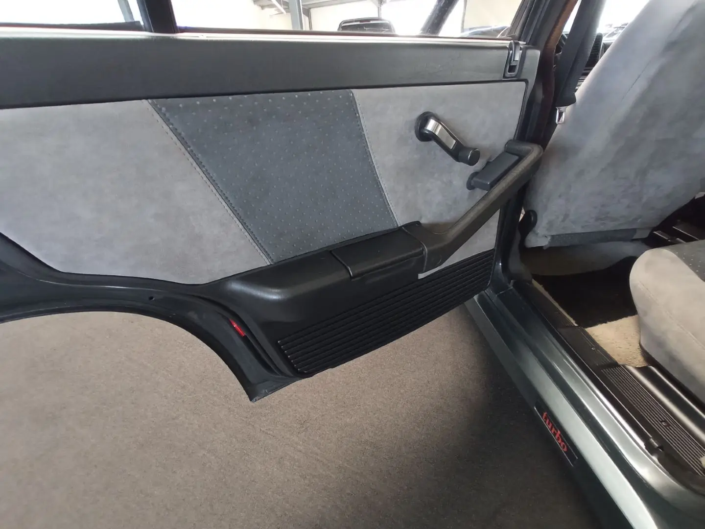 Lancia Delta 1.6 HF Turbo 19