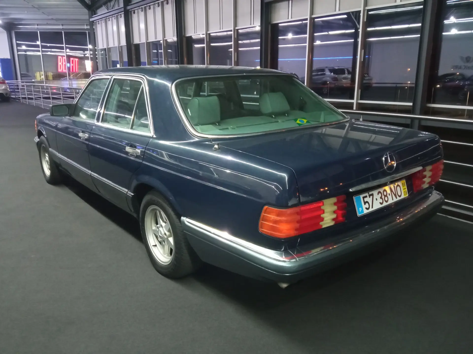 Mercedes-Benz 300 E 3