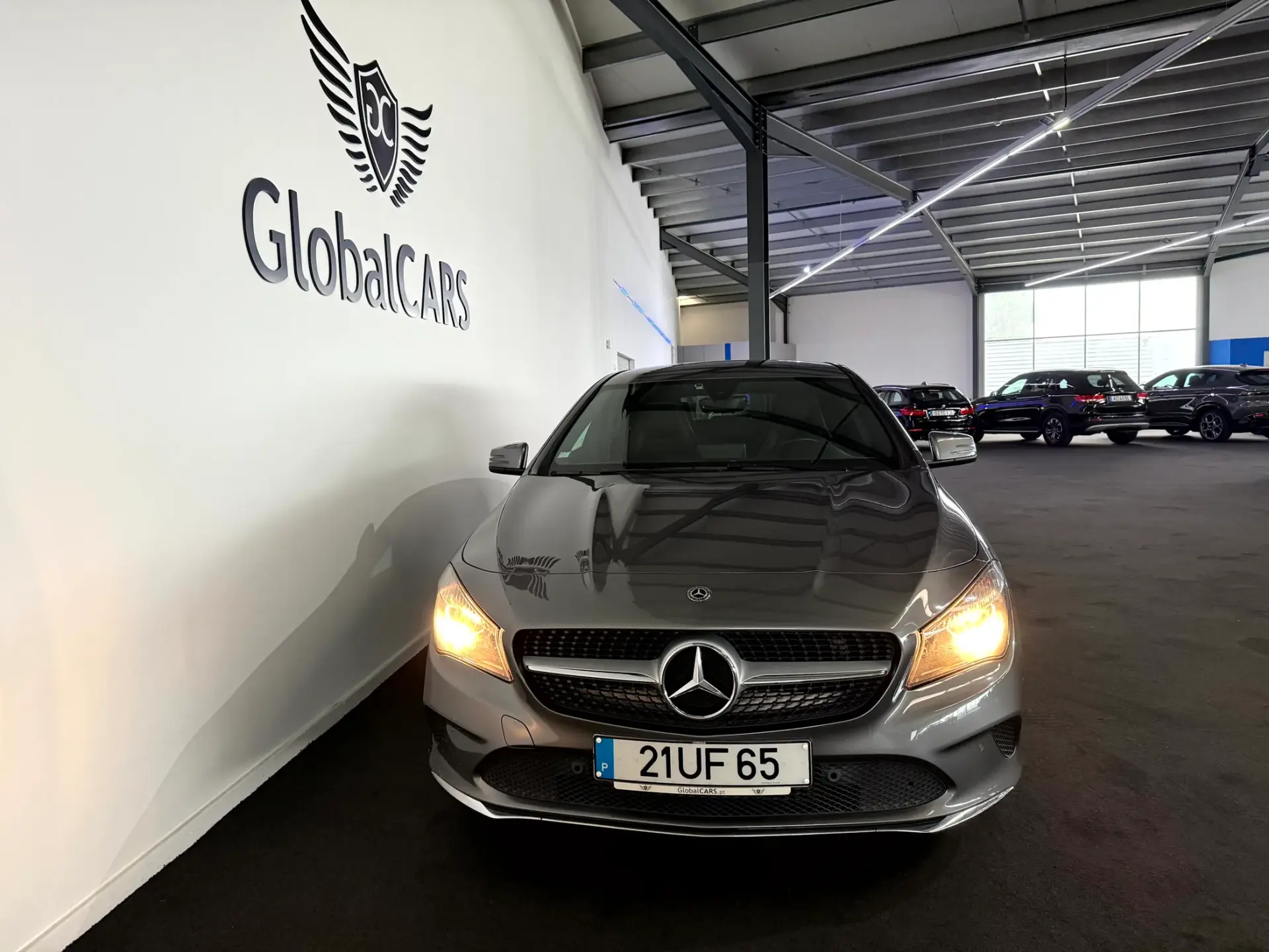 Mercedes-Benz CLA 180 d Shooting Brake Urban Aut. 5