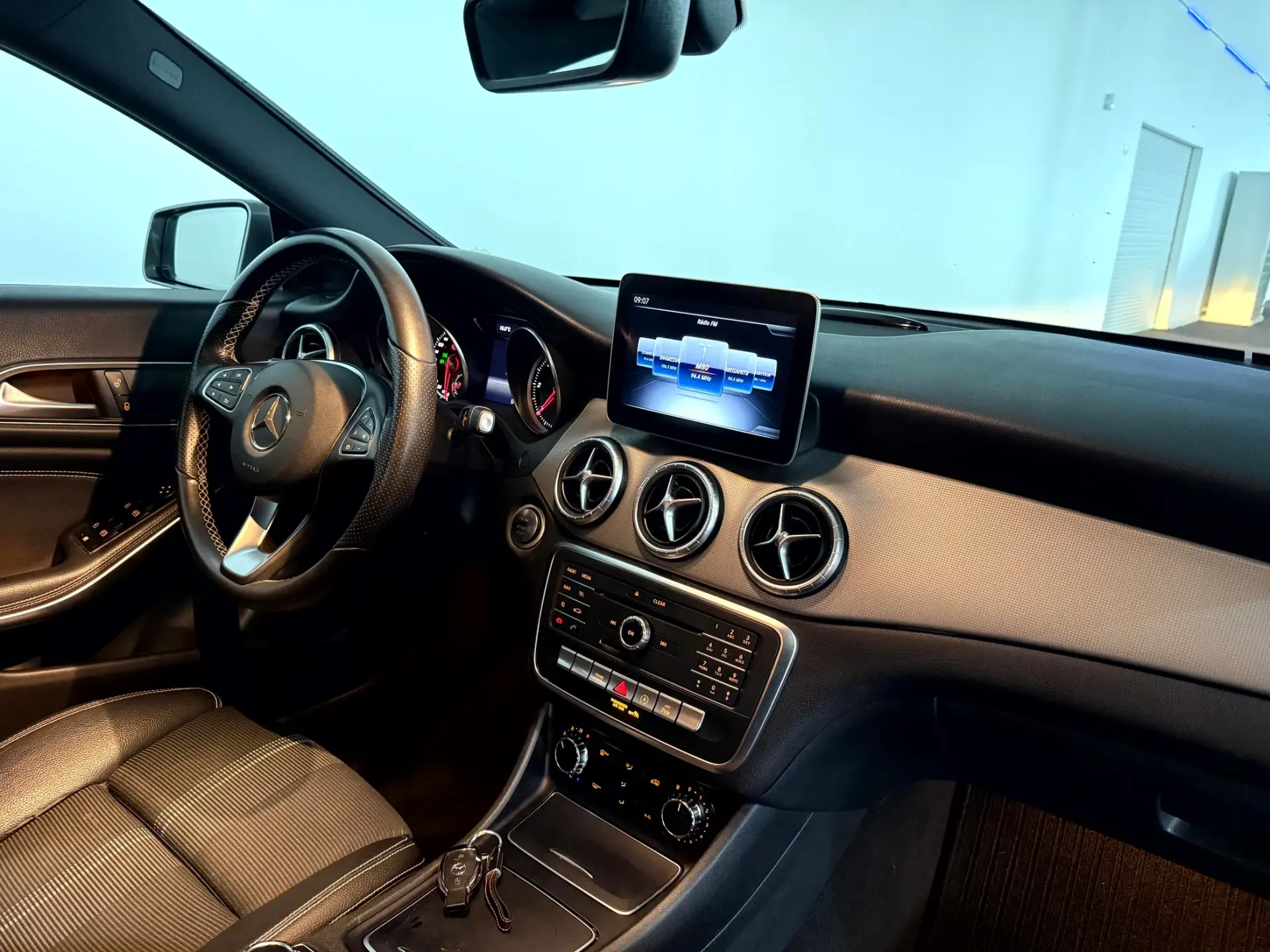 Mercedes-Benz CLA 180 d Shooting Brake Urban Aut. 28