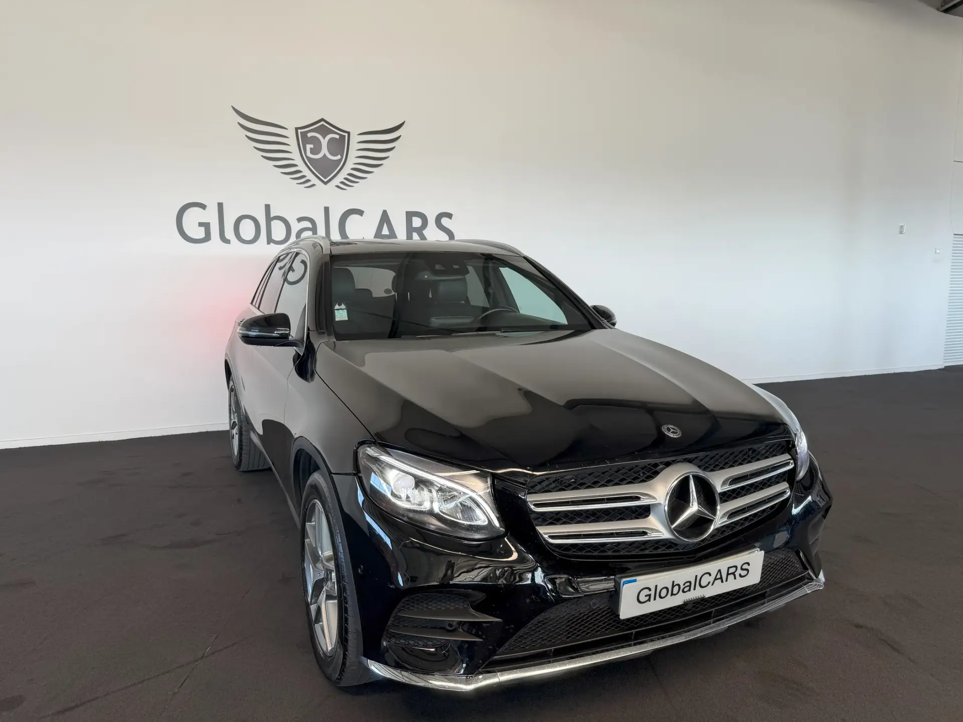 Mercedes-Benz GLC 220 d 4Matic 9G-TRONIC AMG Line 4