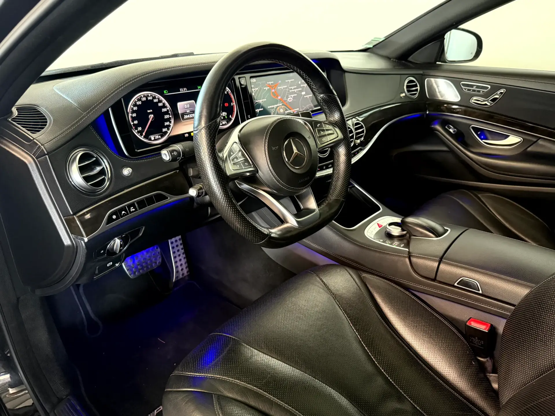 Mercedes-Benz S 350 BlueTEC 29