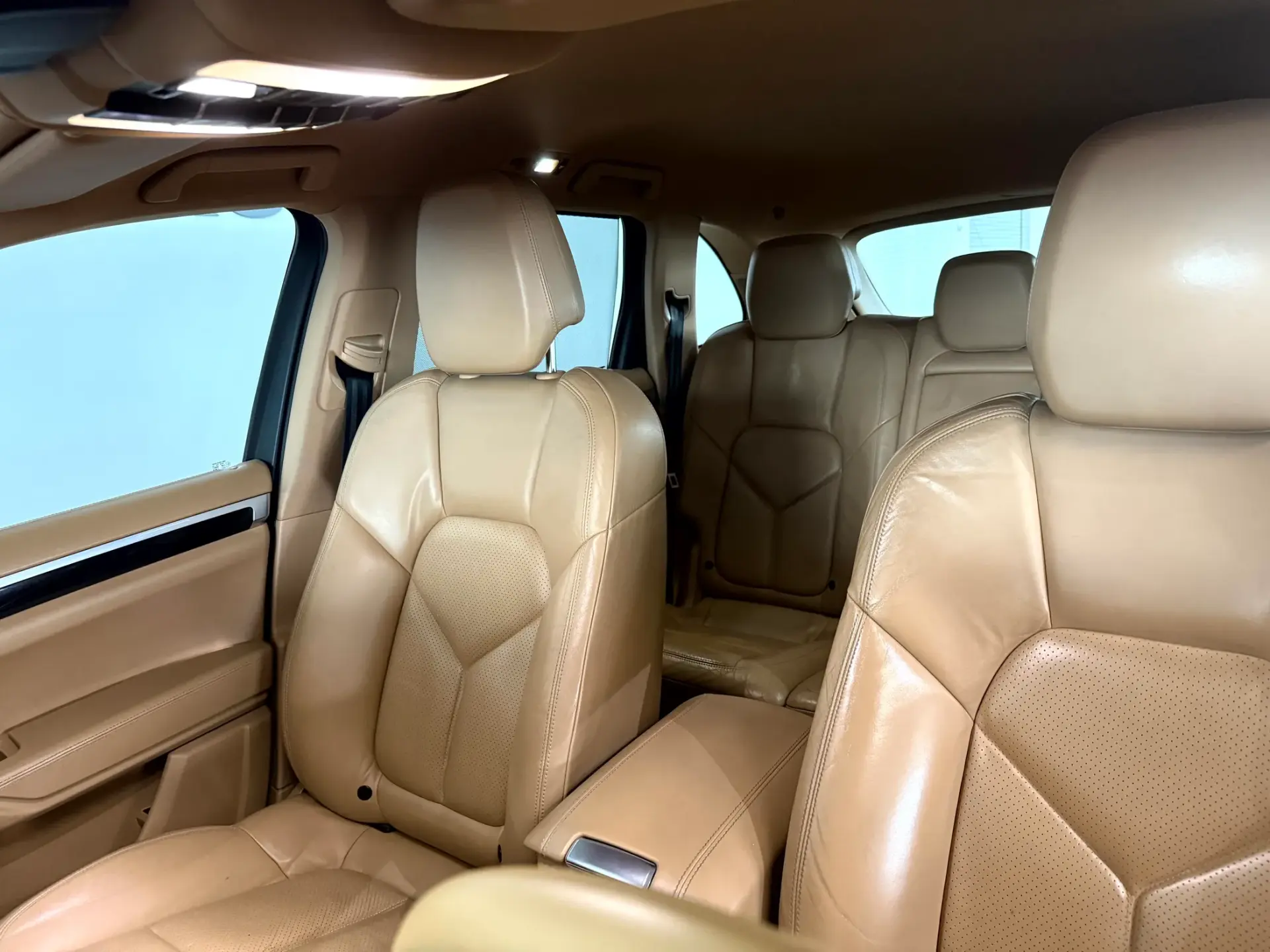 Porsche Cayenne Tiptronic 28