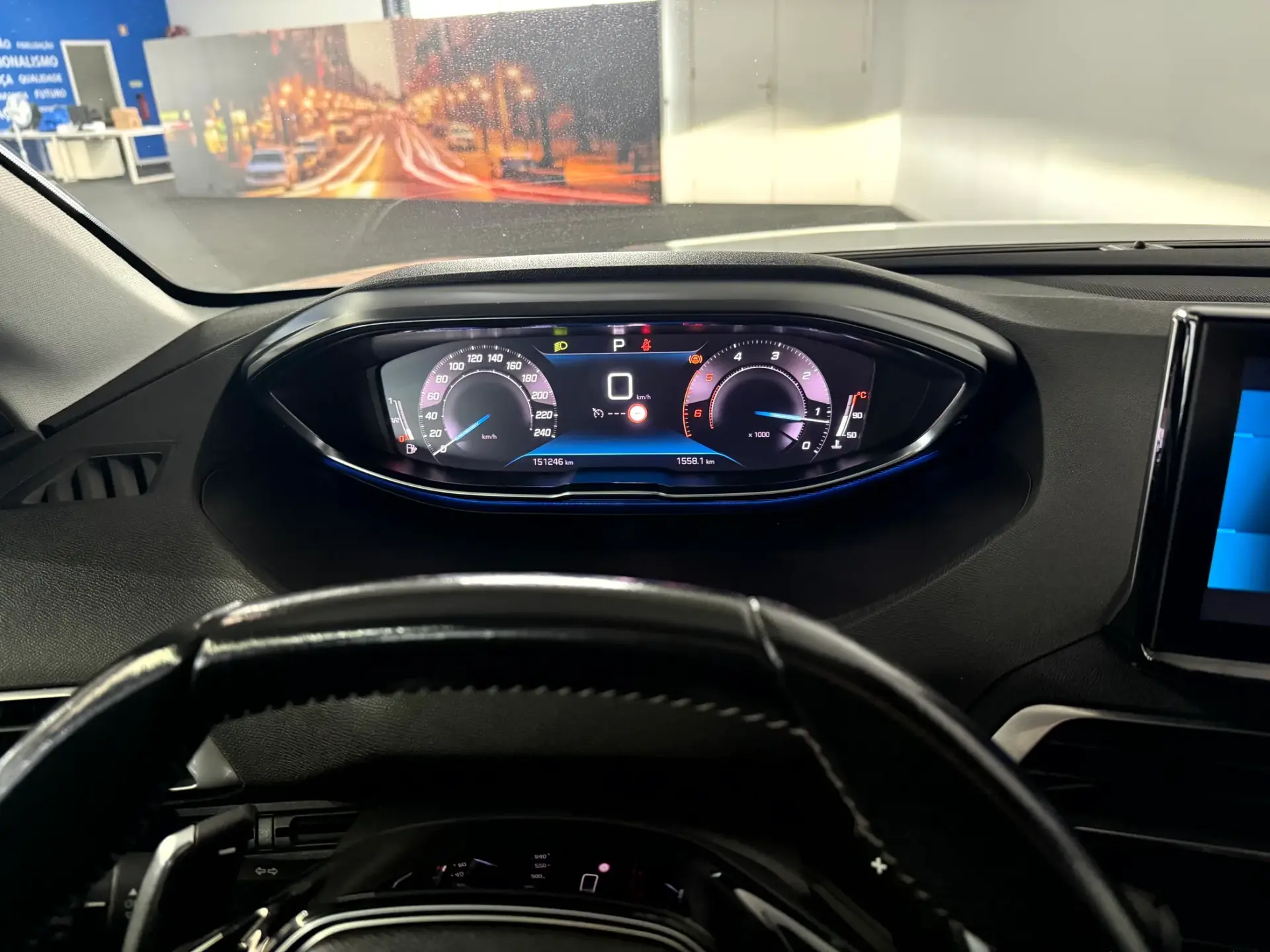 Peugeot 3008 1.5 BlueHDi Allure Pack EAT8 24