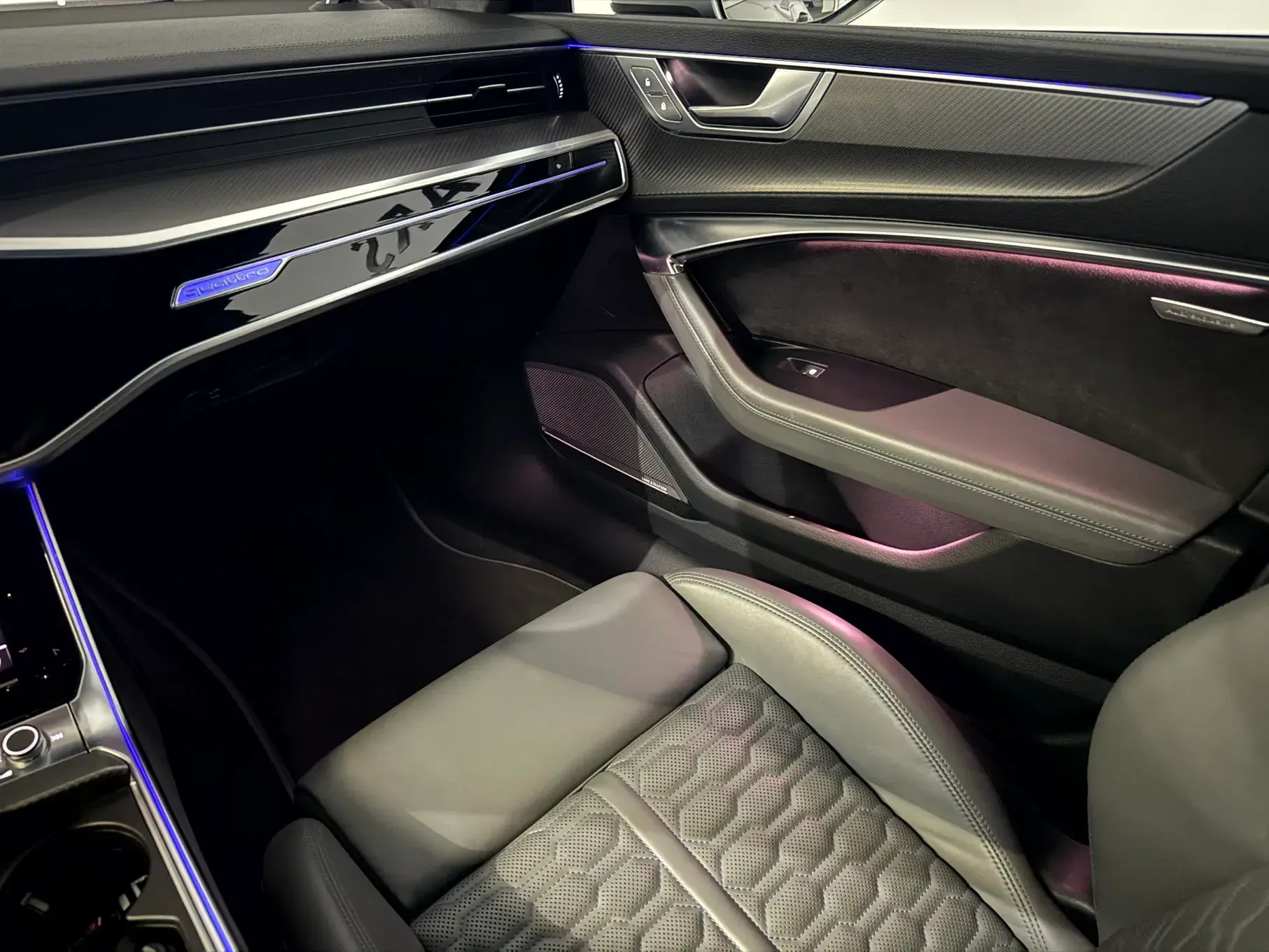 Audi RS7 Sportback 4.0 TFSI quattro Tiptronic 34