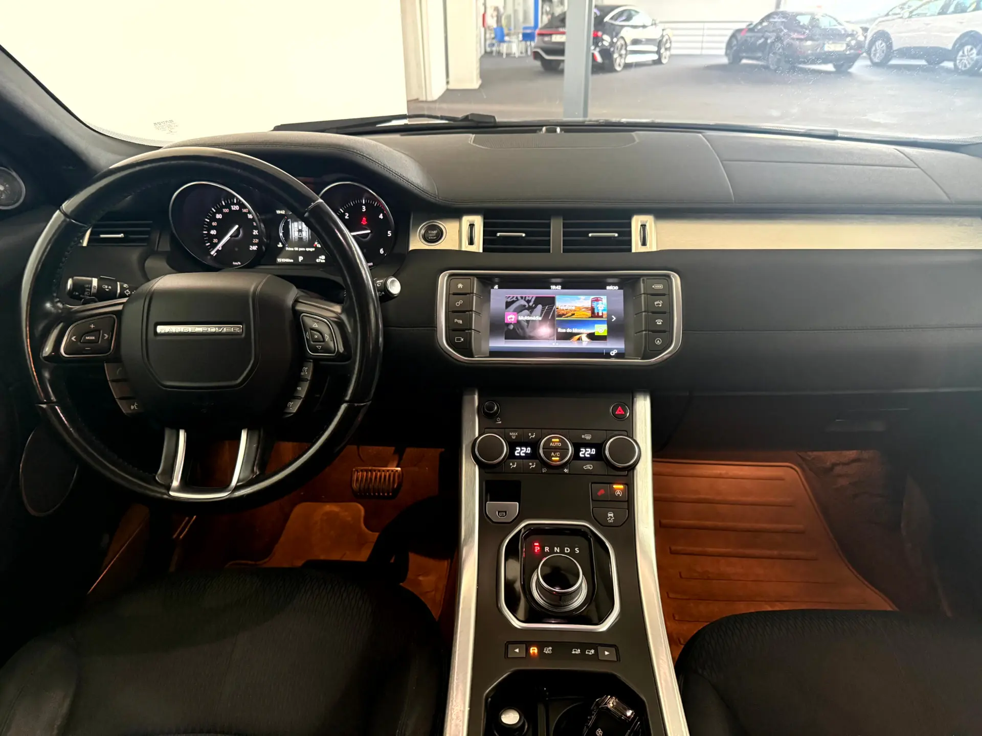 Land Rover Range Rover Evoque 2.0 D180 AWD HSE Auto 22