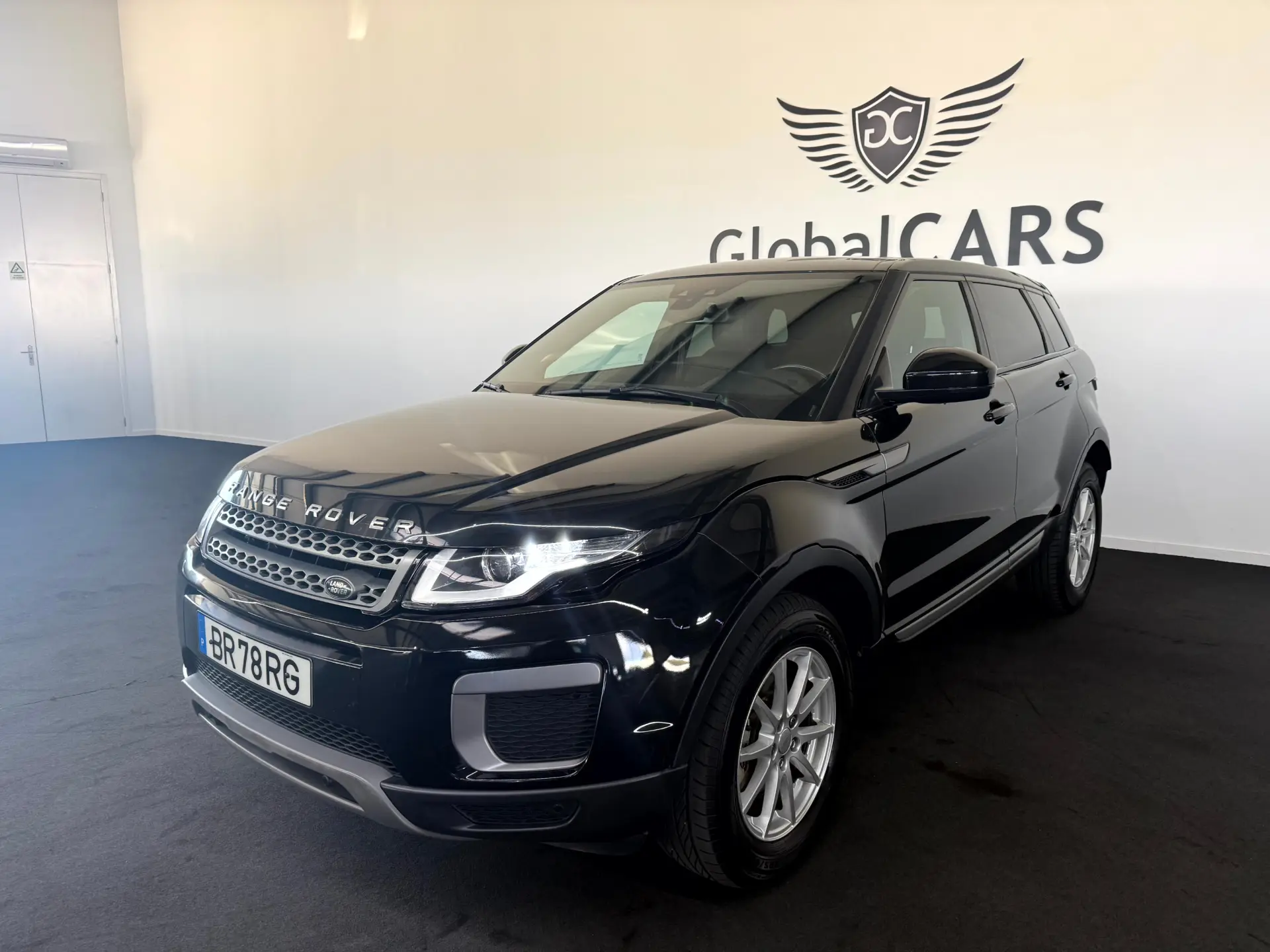 Land Rover Range Rover Evoque 2.0 D180 AWD HSE Auto 3
