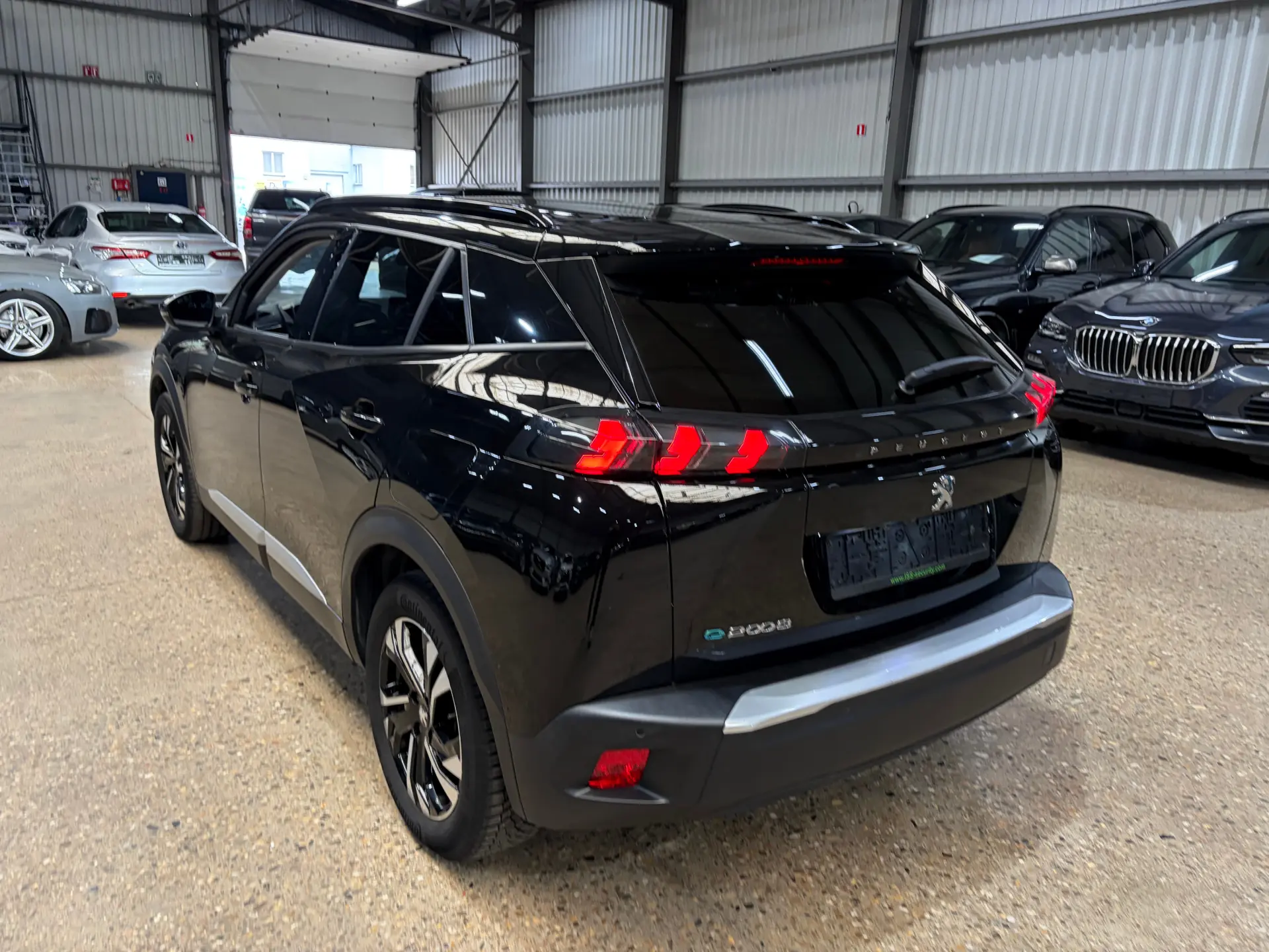 Peugeot e-2008 50 kWh Allure 4