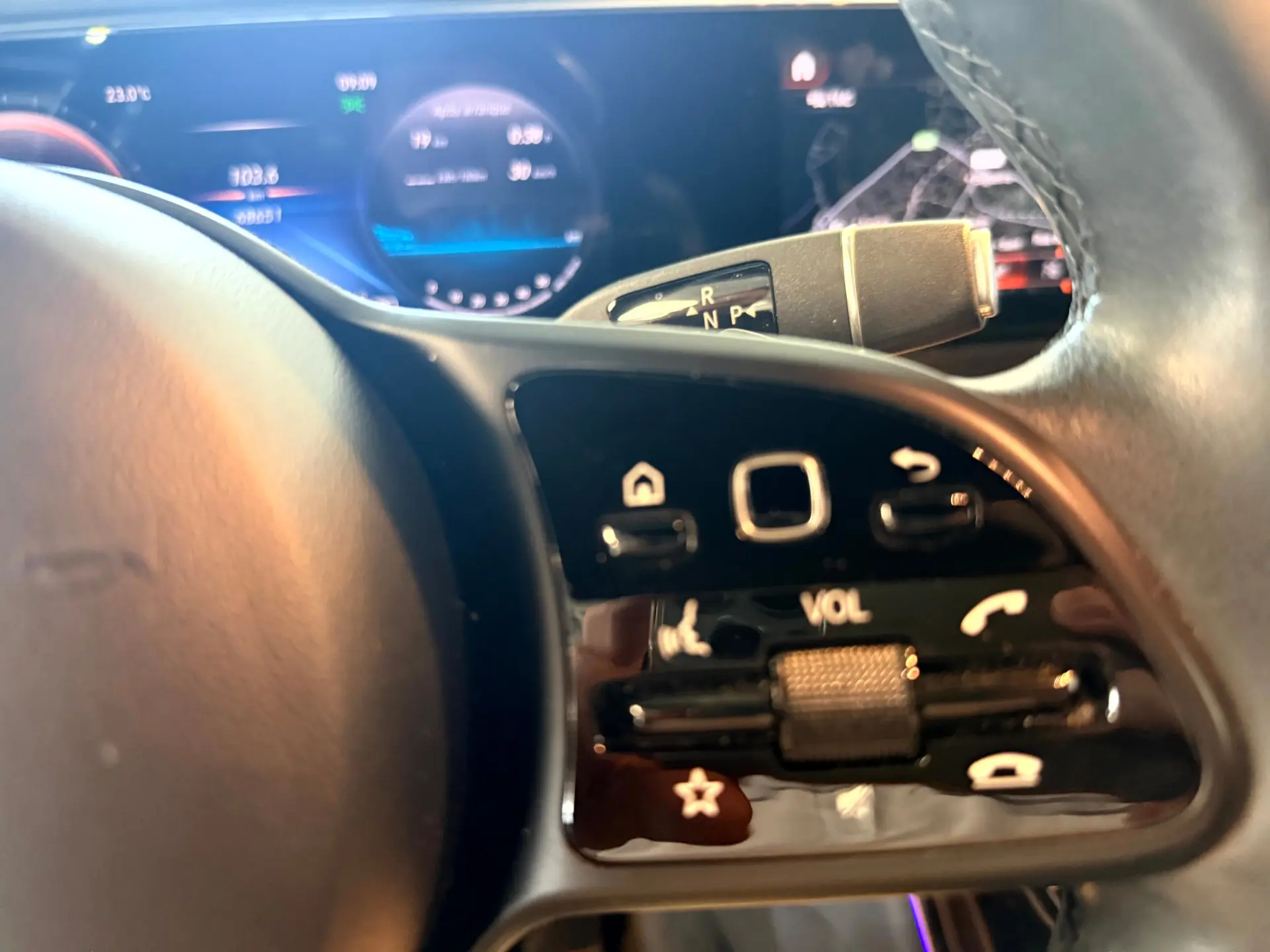 Mercedes-Benz EQC 400 4Matic 26