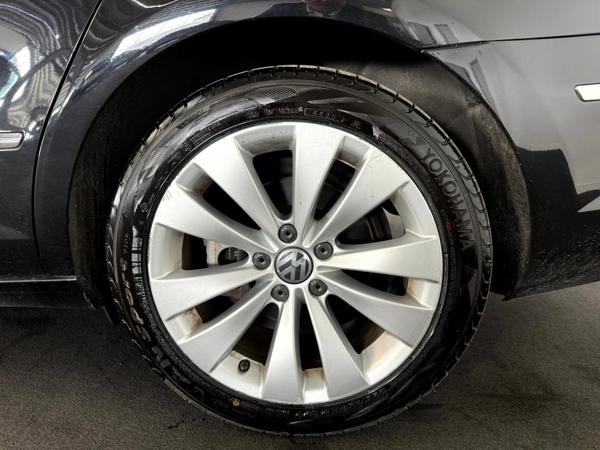 Volkswagen Passat CC 2.0 TDi BlueMotion 4