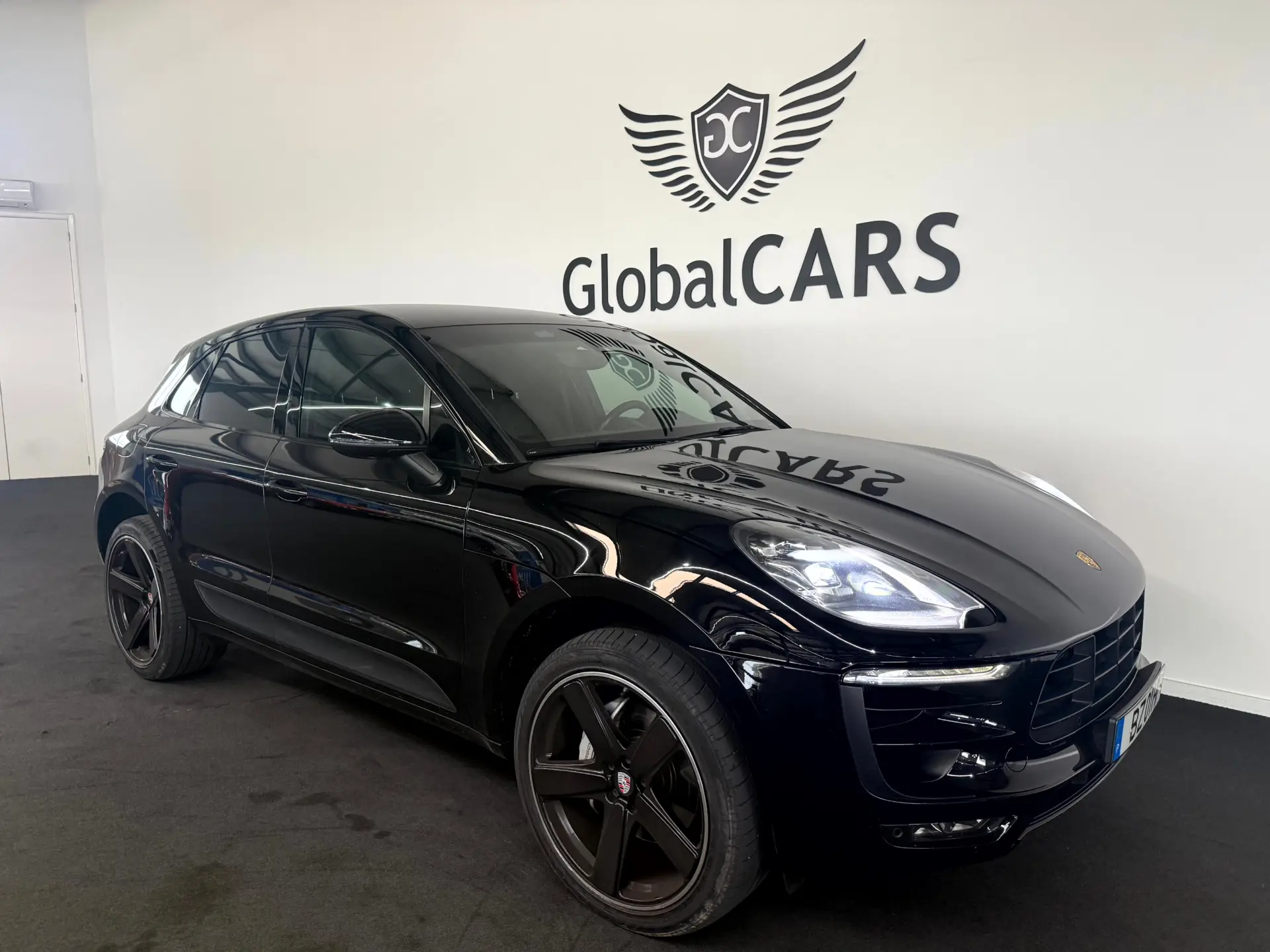 Porsche Macan S PDK 35