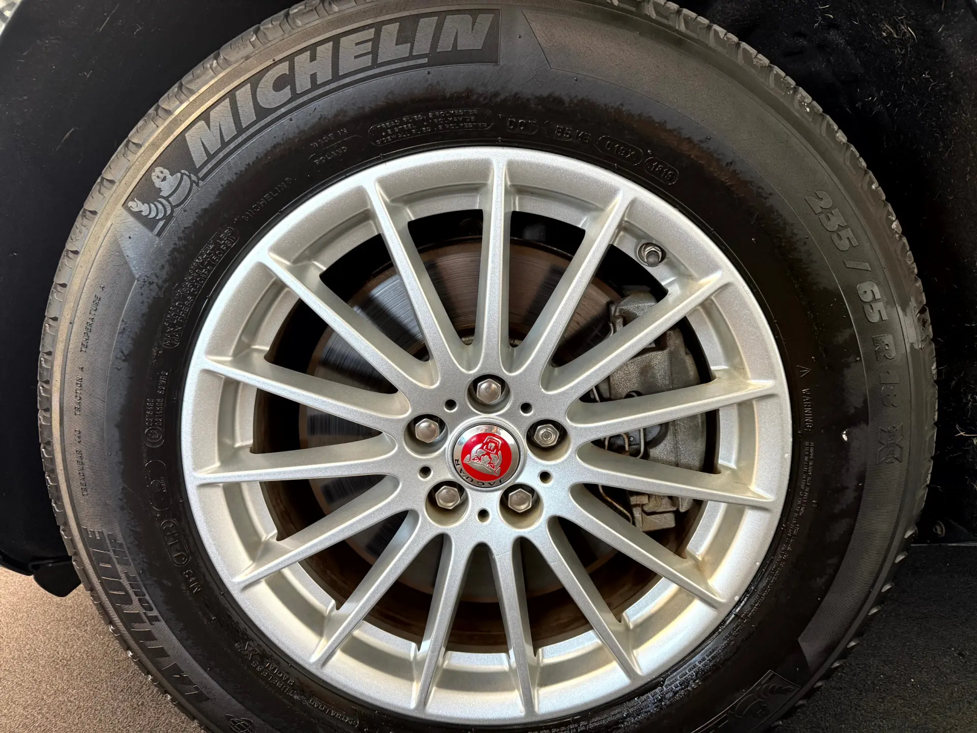 Jaguar I-Pace EV400 AWD HSE 5