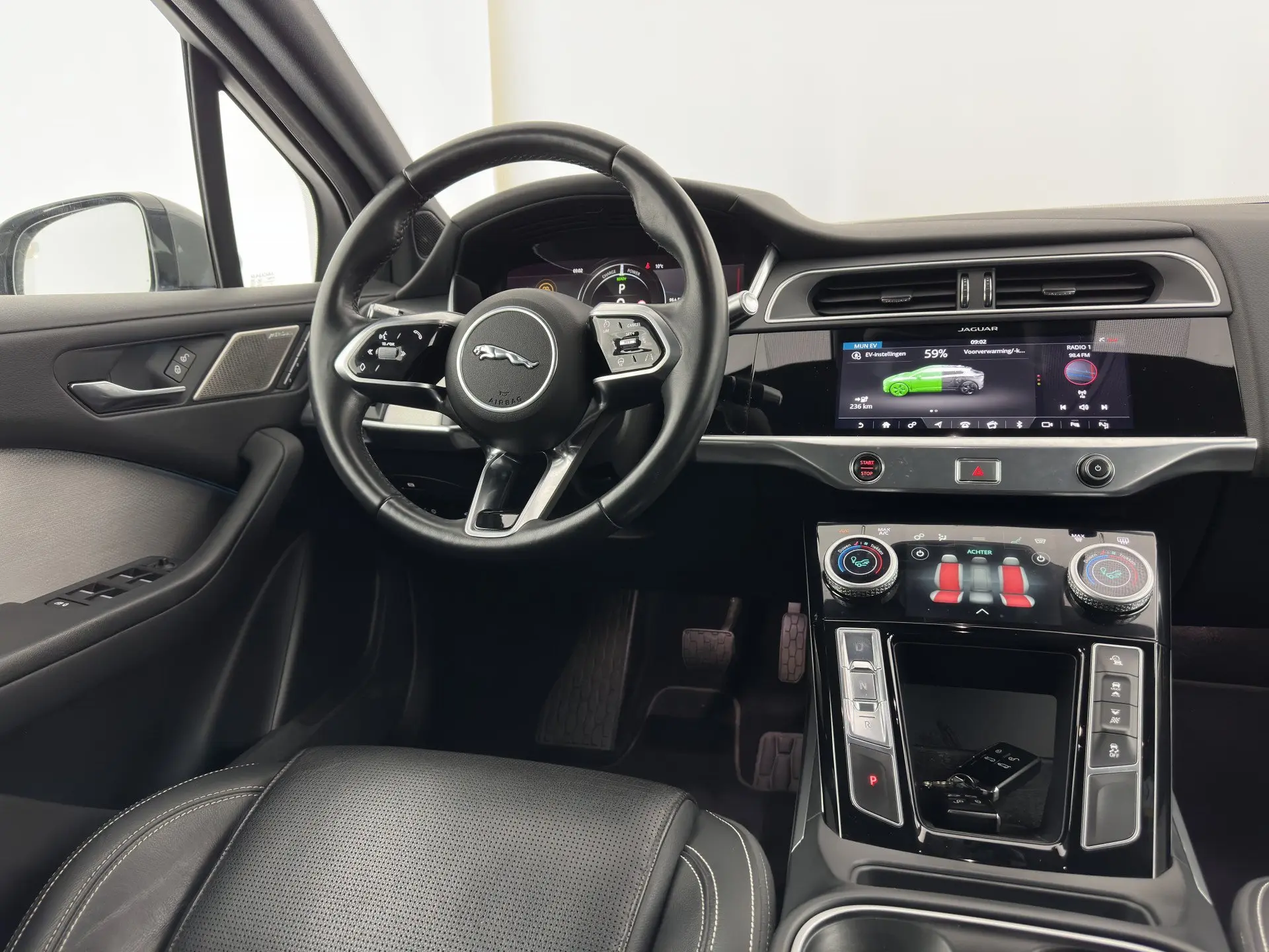 Jaguar I-Pace EV400 AWD HSE 17