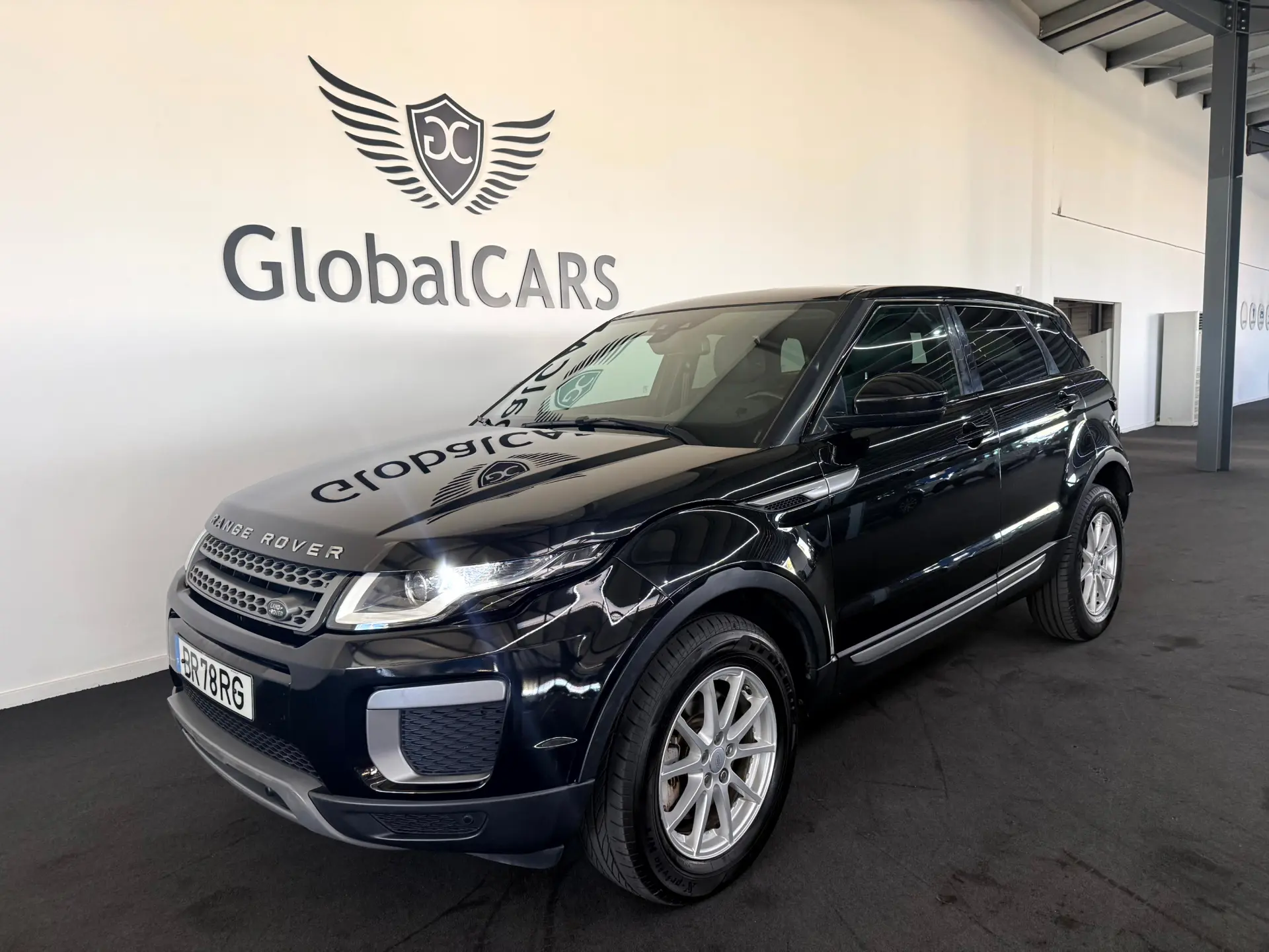 Land Rover Range Rover Evoque 2.0 D180 AWD HSE Auto 1