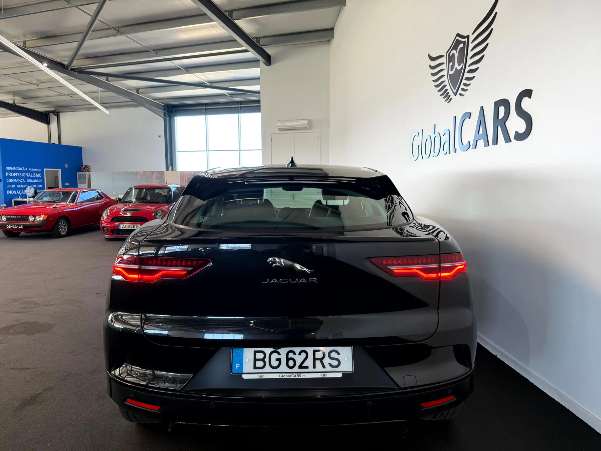 Jaguar I-Pace EV400 AWD HSE 16