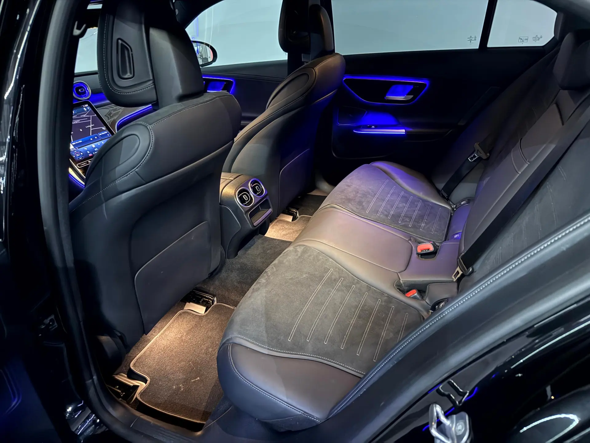 Mercedes-Benz C 300 e 9G-TRONIC Edition AMG Line 14
