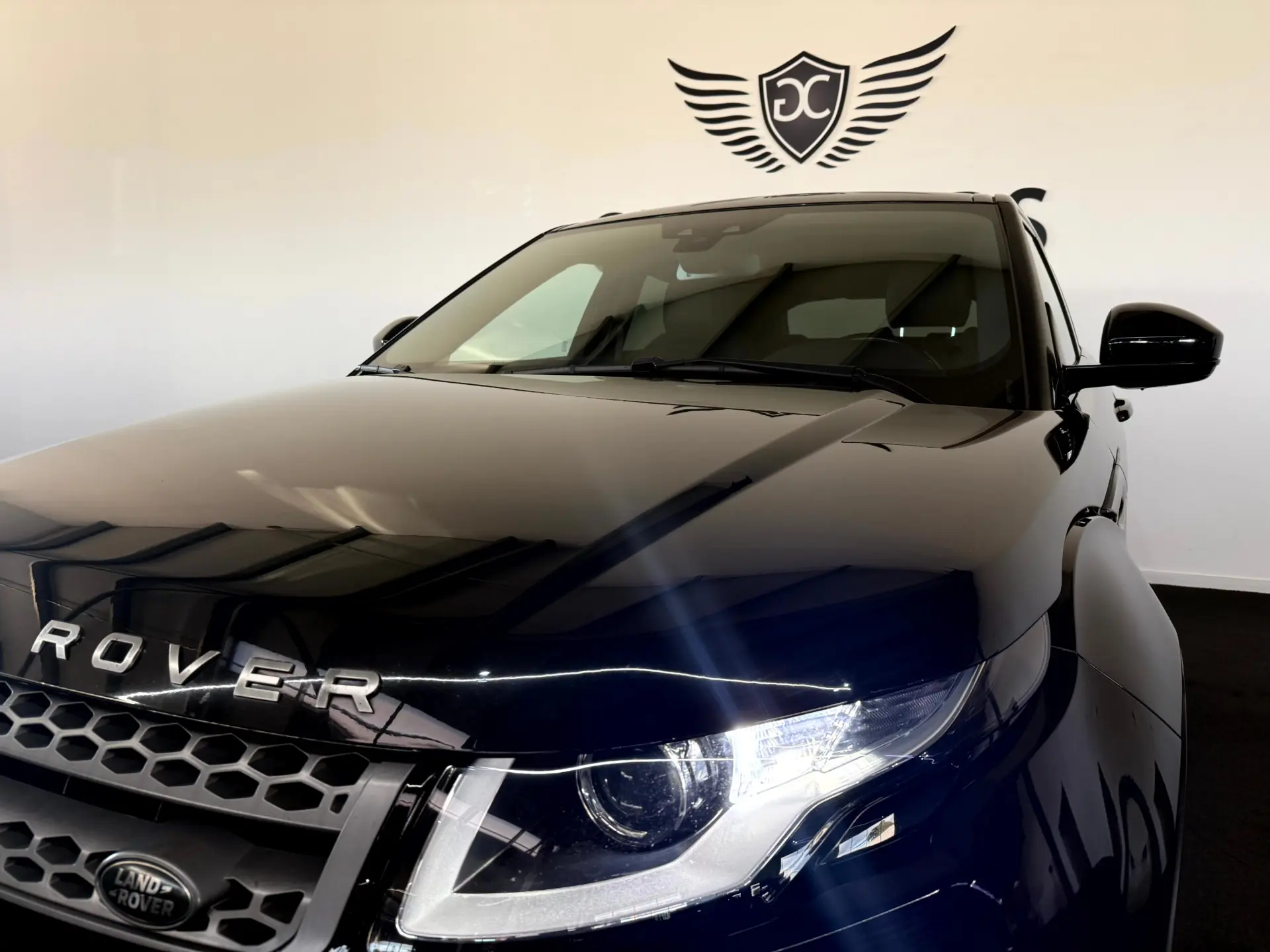 Land Rover Range Rover Evoque 2.0 D180 AWD HSE Auto 5