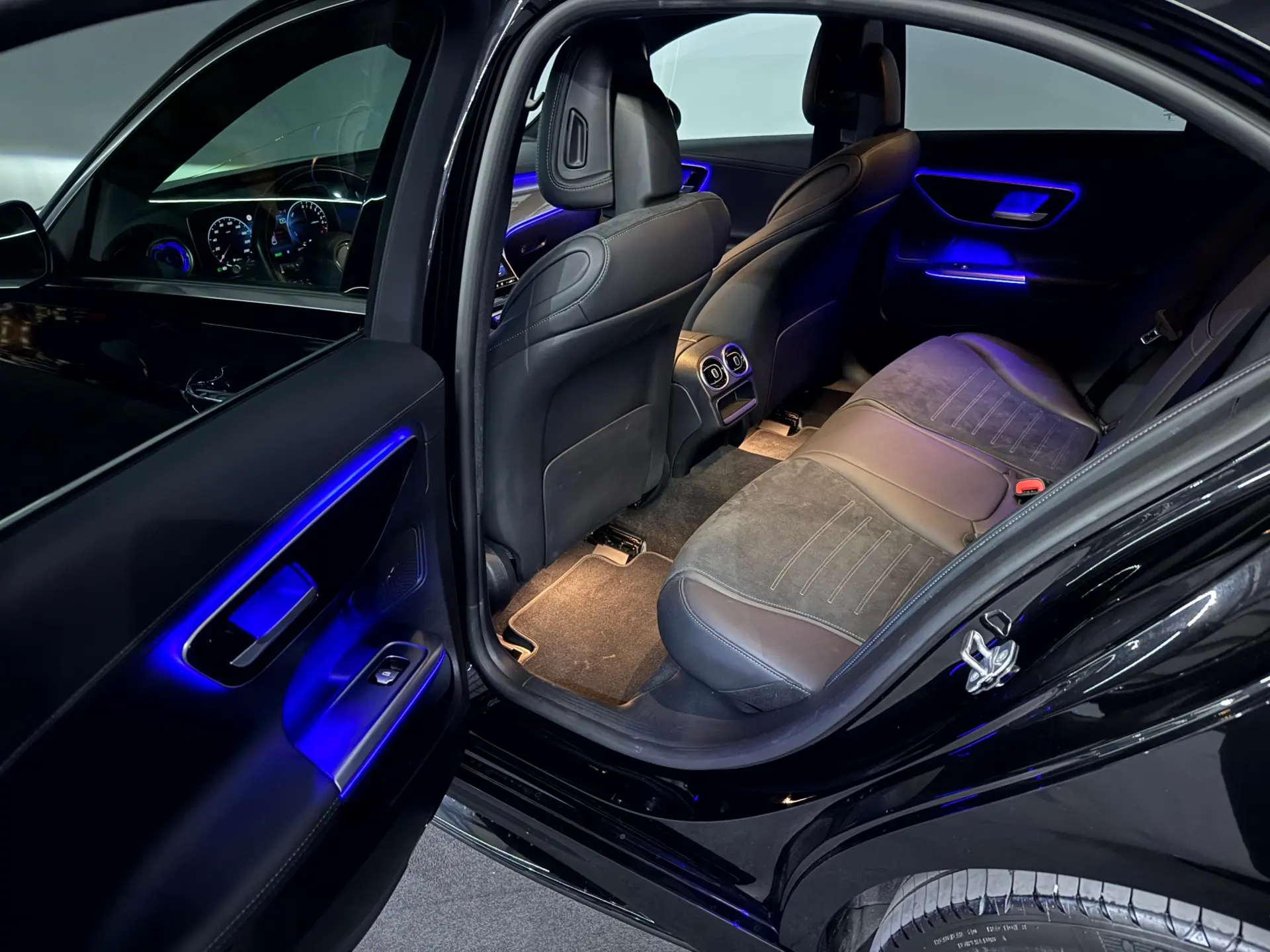 Mercedes-Benz C 300 e 9G-TRONIC Edition AMG Line 15