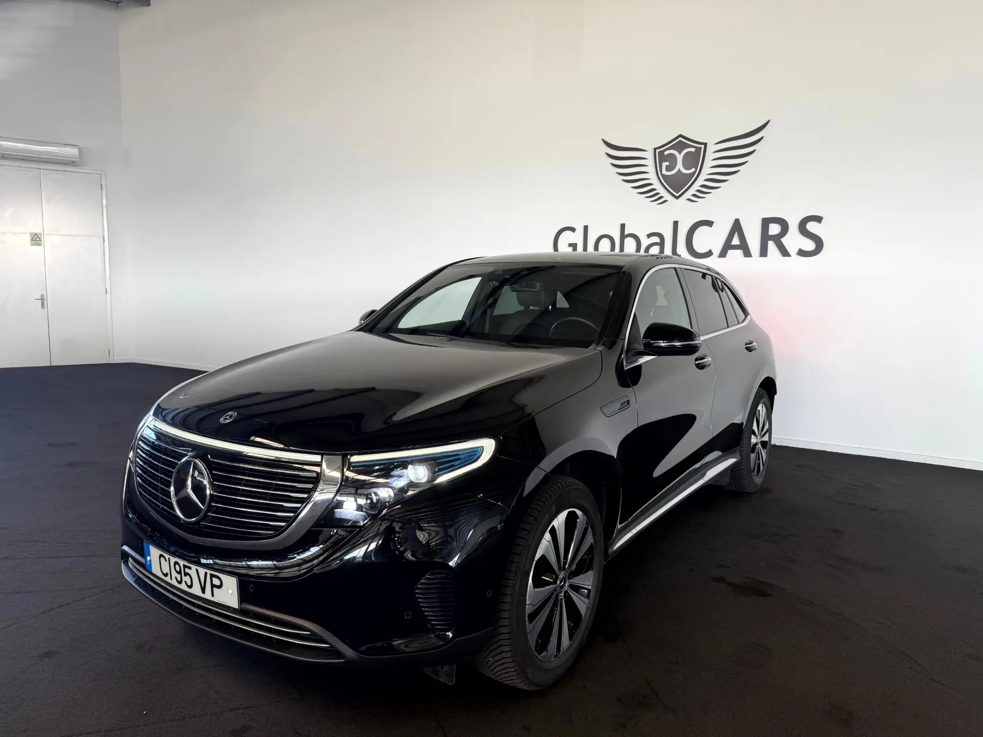 Mercedes-Benz EQC 400 4Matic 3