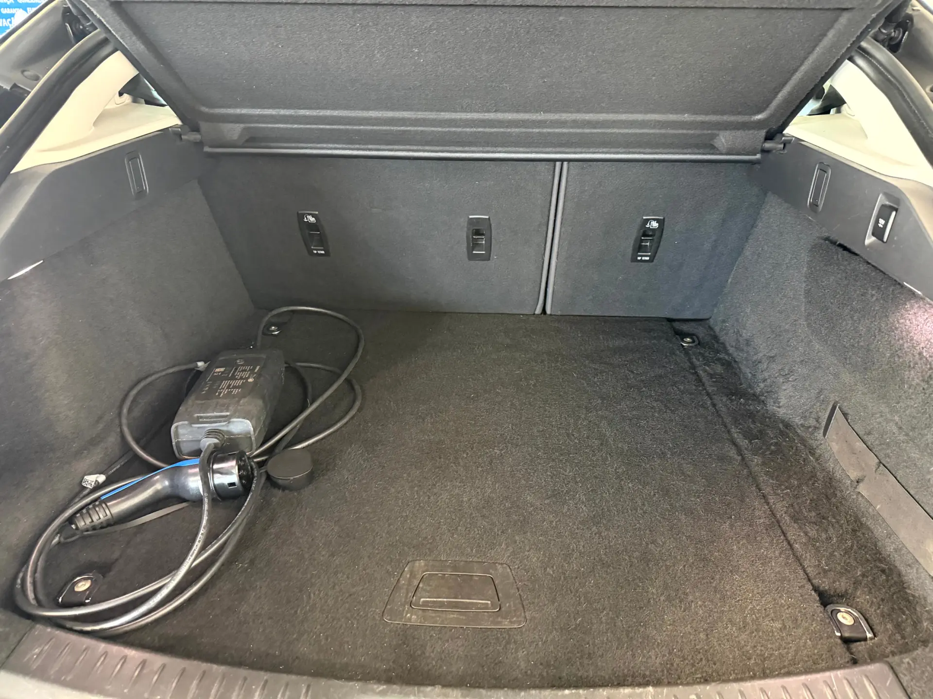 Jaguar I-Pace EV400 AWD HSE 19