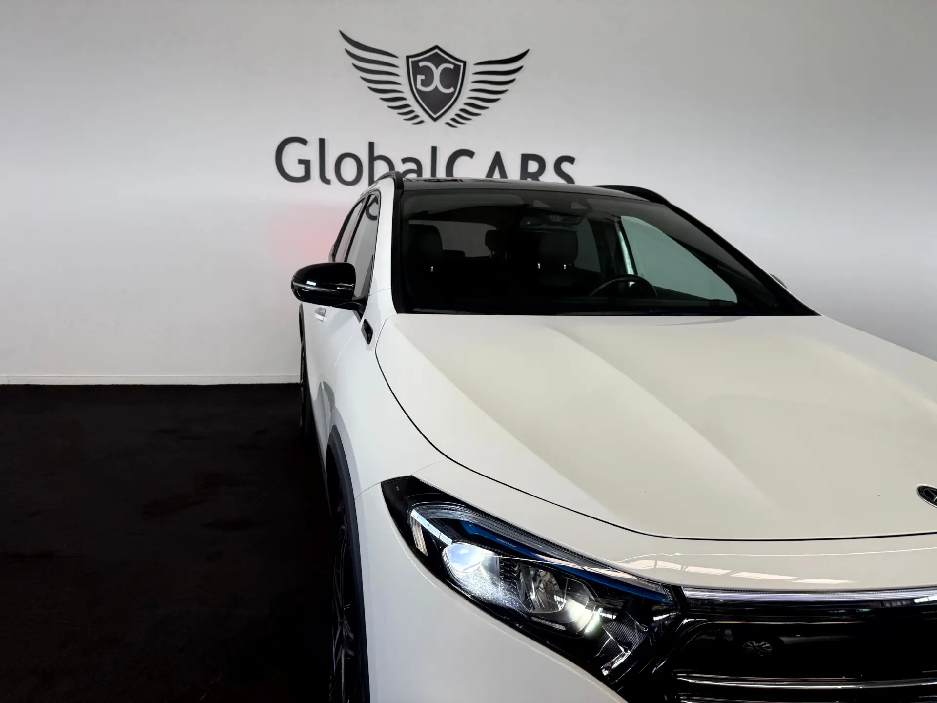 Mercedes-Benz EQA 250 AMG Line 4