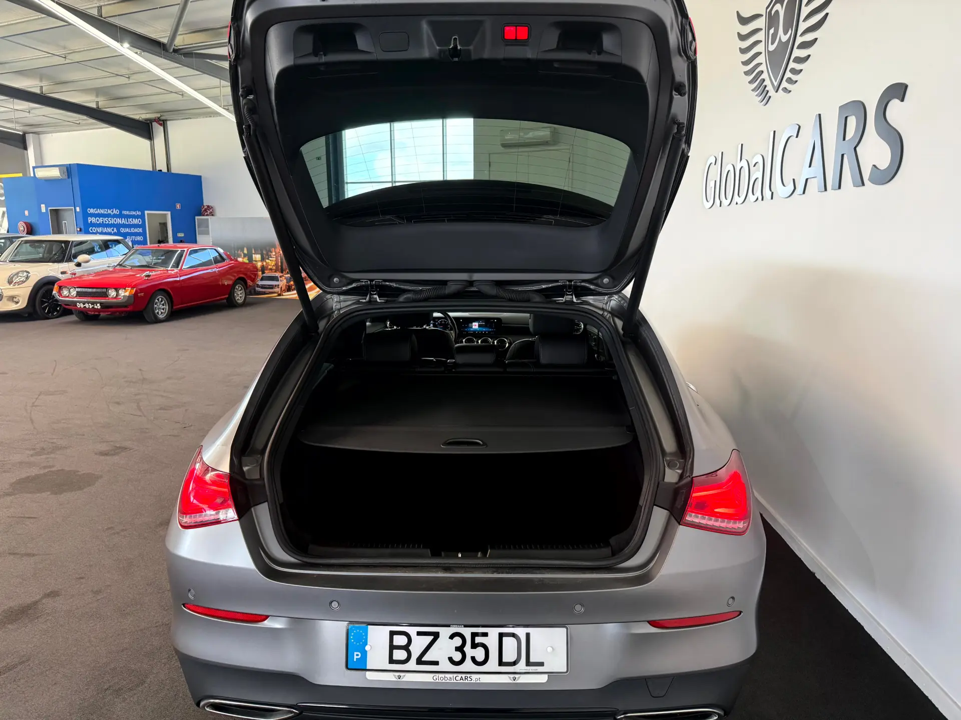 Mercedes-Benz CLA 200 d Shooting Brake Progressive Aut. 14