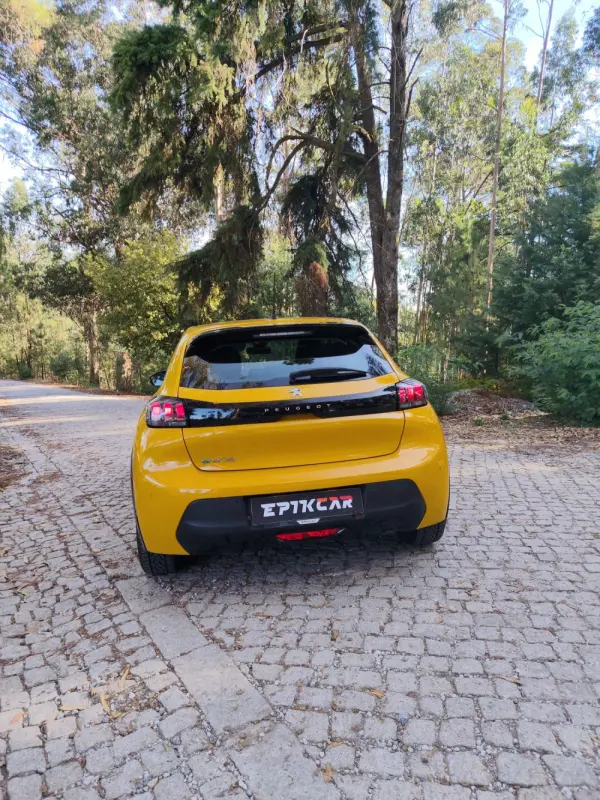 Peugeot e-208 50 kWh Active 9