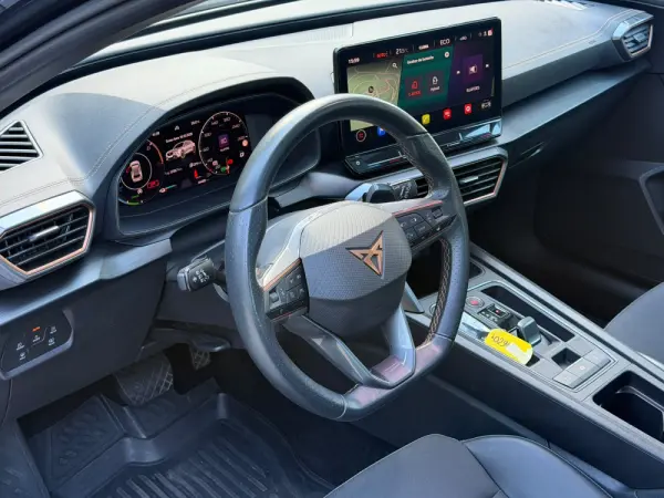 Cupra Formentor 1.4 e-Hybrid DSG 25