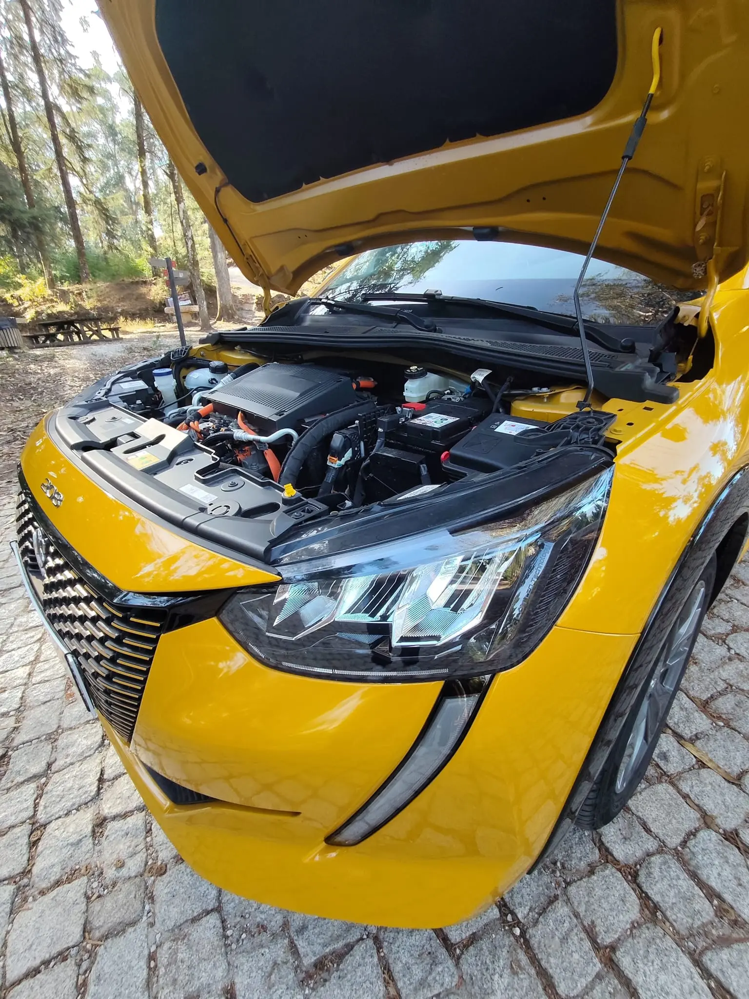 Peugeot e-208 50 kWh Active 27