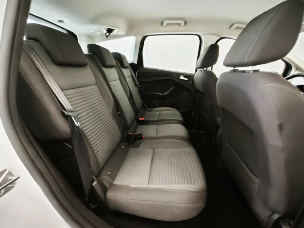 Ford C-Max 1.0 Ecoboost S&S Titanium 44