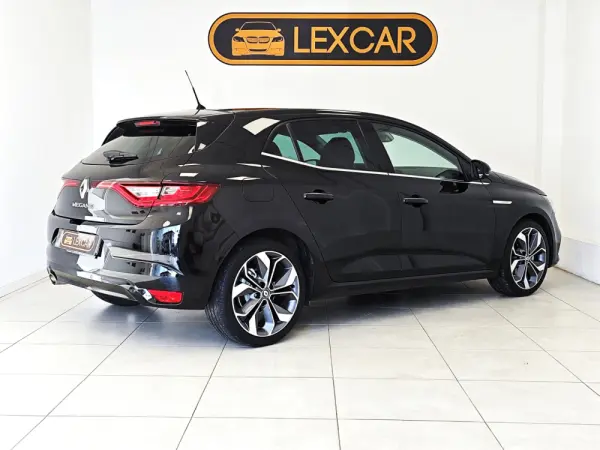 Renault Mégane ENERGY TCe 130 INTENS 11