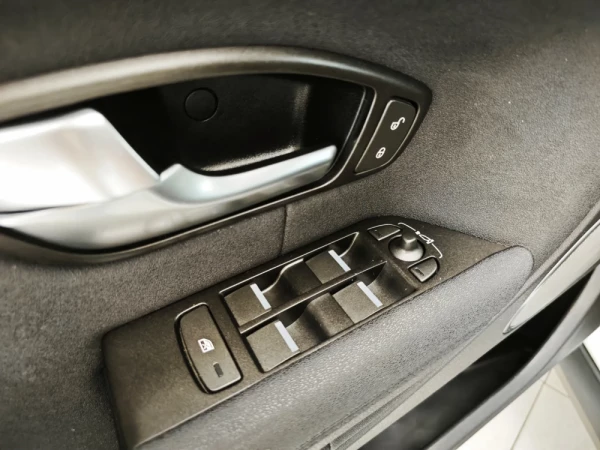 Land Rover Range Rover Evoque TD4 SE Dynamic 29