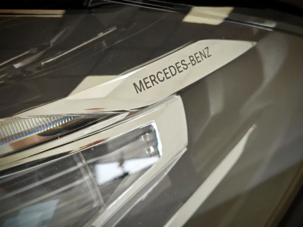 Mercedes-Benz E 220 18