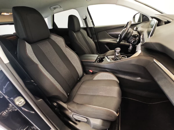 Peugeot 3008 BlueHDi 130 Stop & Start Active Pack 30