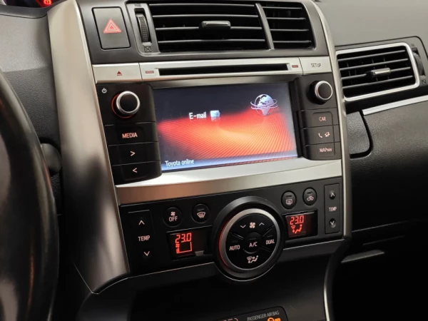 Toyota Corolla Verso 1.6 D-4D 5L S&S Comfort 29